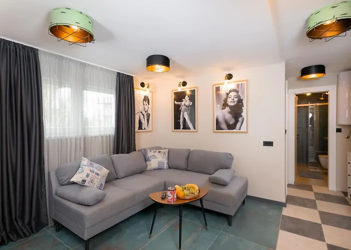 Anabella Iii * زادار